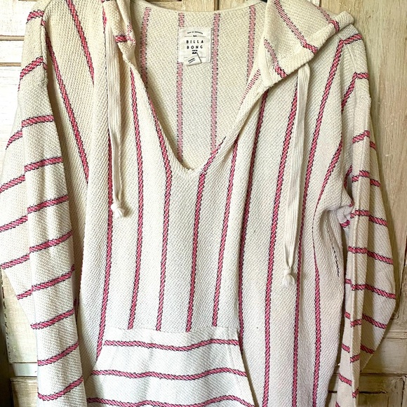 BILLABONG hoodie! Lightweight and SOFT! Cute & practical! Front pocket💖 EUC🤩 - Picture 1 of 9